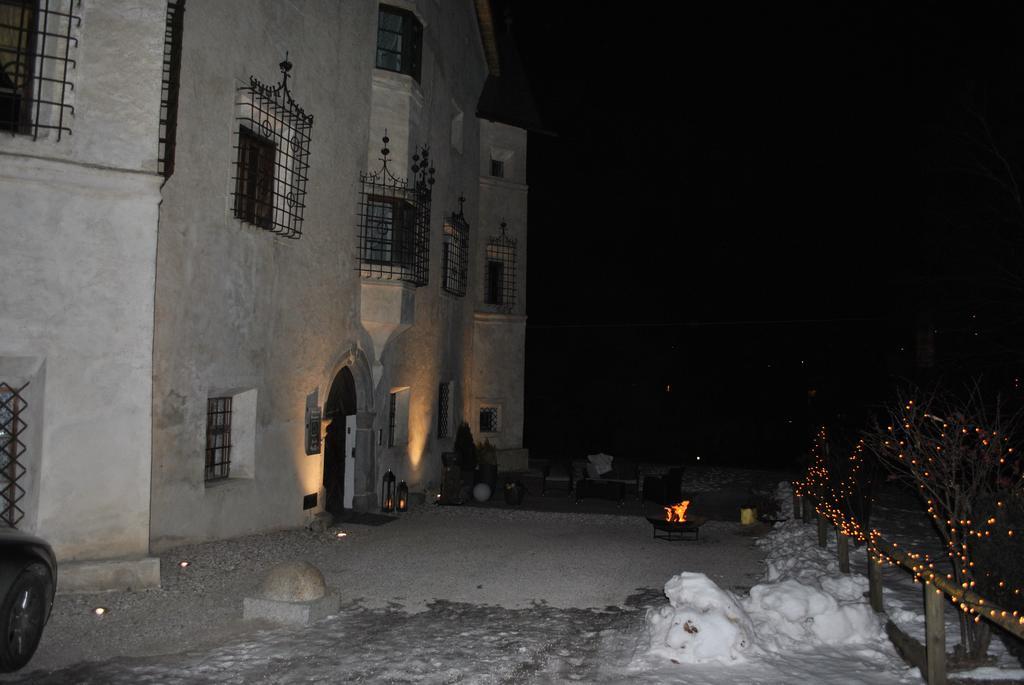 Hôtel Ansitz Heufler à Rasun di Sopra Extérieur photo