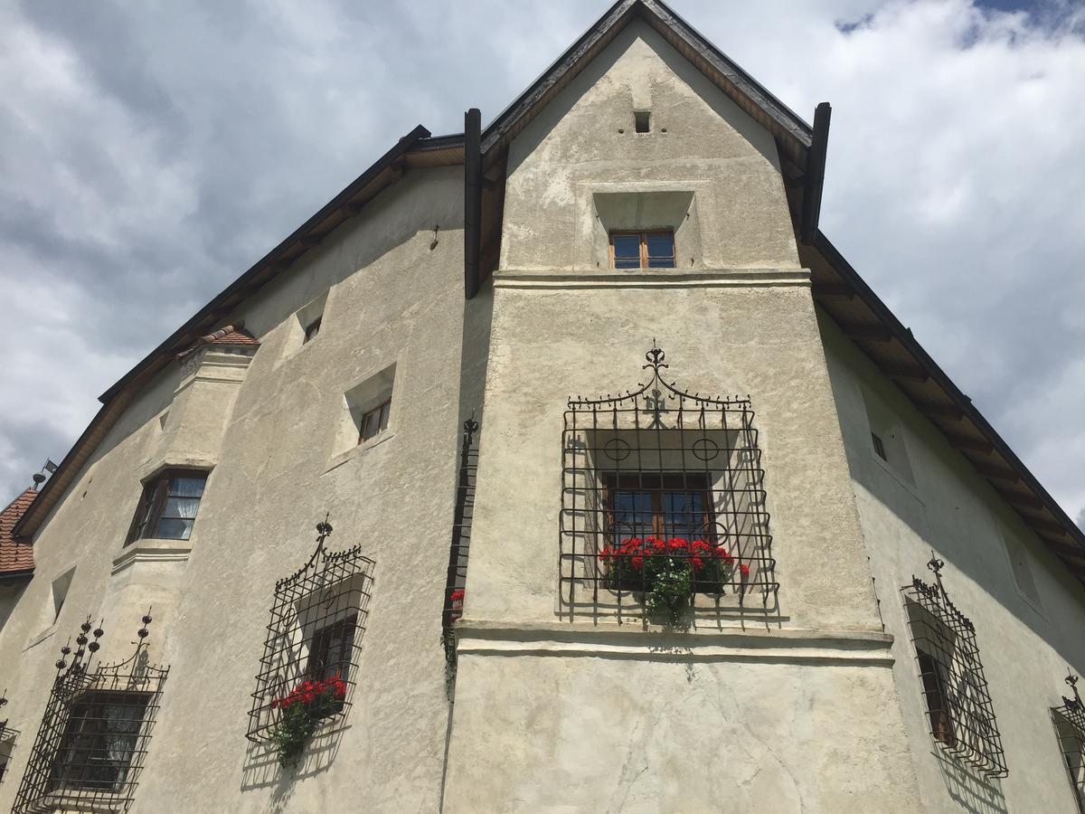 Hôtel Ansitz Heufler à Rasun di Sopra Extérieur photo